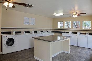 2 Laundry facilities